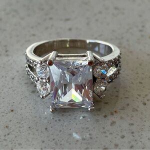Radiant Solid 925 Sterling Silver Ring with Sparkling Clear Stones
